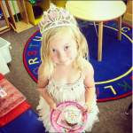 Дочь Тори Спеллинг Хэтти в день рождения (4 года), фото октябрь 2015 Инстаграм