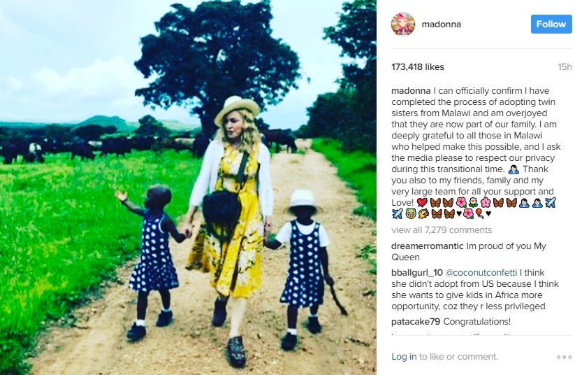 Мадонна на фото с приемными дочерьми Стеллой и Эстер, пост из Инстаграма
