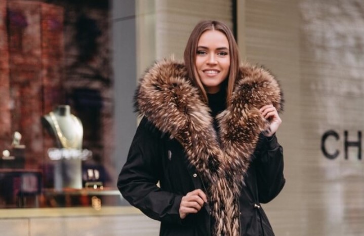 Парки, отделанные натуральным мехом Парки, отделанные натуральным мехом